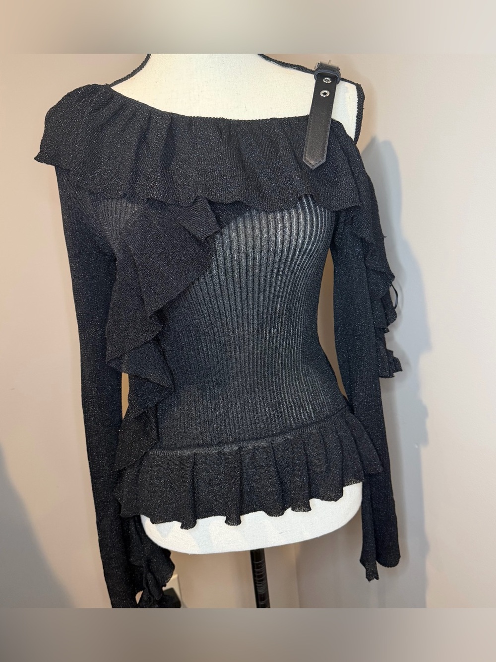 Urban Revivo Asymmetric Cold Shoulder Ruffle Ribbed WhimsiGoth Top size 8